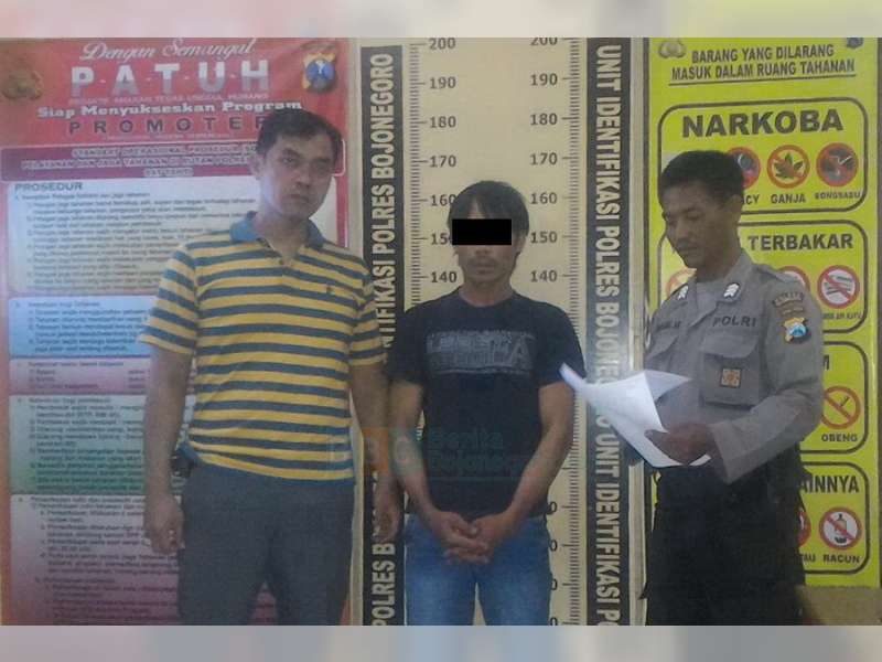 Polsek Baureno Titipkan Tersangka Kasus Persetubuhan ke Rutan Polres Bojonegoro