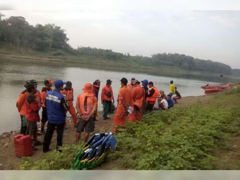 Tim SAR Gabungan Mulai Lakukan Pencarian Korban Tenggelam di Bengawan Solo