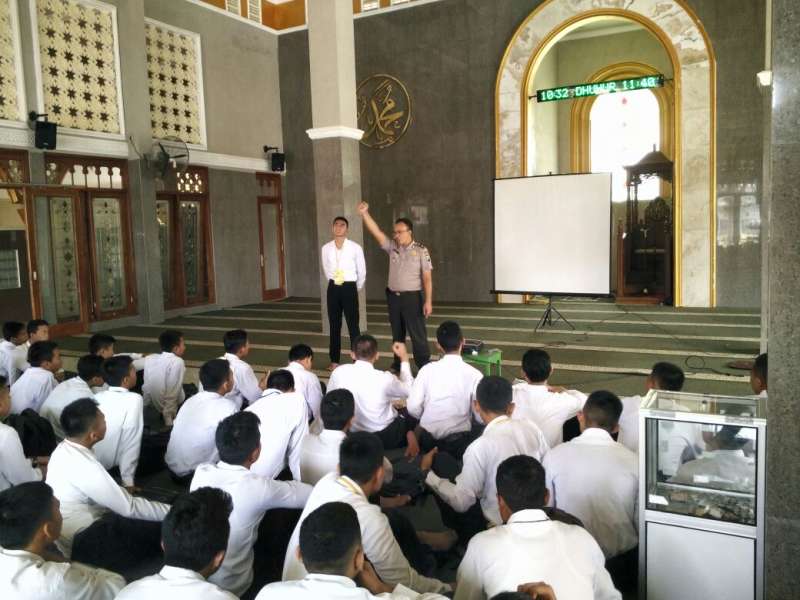 Bag Sumda Polres Bojonegoro Bekali Para Calon Siswa Bintara Dengan Revolusi Mental