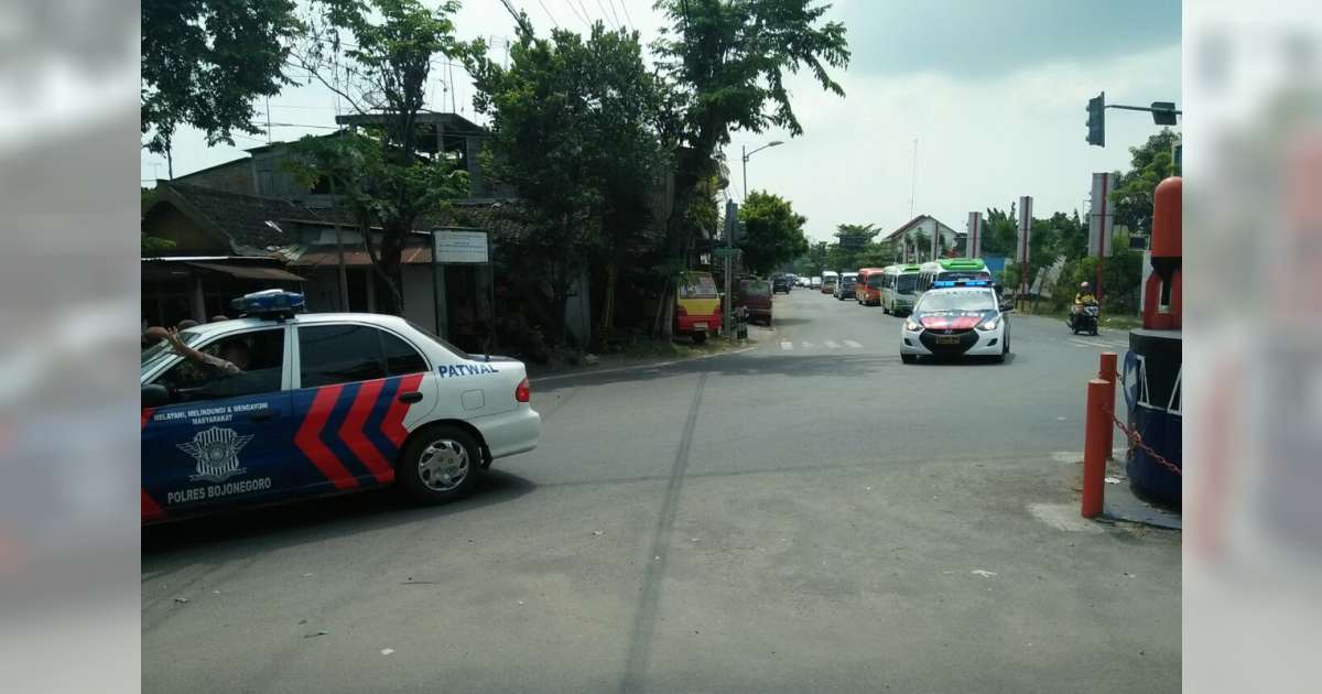 Polres Bojonegoro Kawal Anggota IKS PI Kera Sakti Yang 