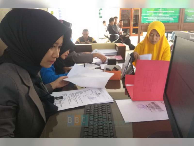 PN Bojonegoro Setiap Hari Diserbu Bakal Calon Pendaftar Perangkat Desa