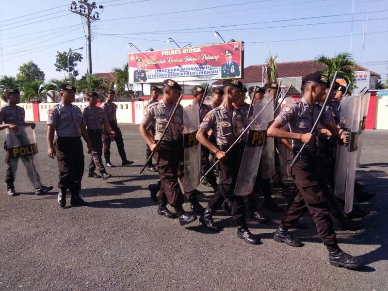 Antisipasi Kerusuhan Jelang Pilkades, Sat Shabara Polres Blora Latihan Pengendalian Massa