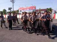 Antisipasi Kerusuhan Jelang Pilkades, Sat Shabara Polres Blora Latihan Pengendalian Massa