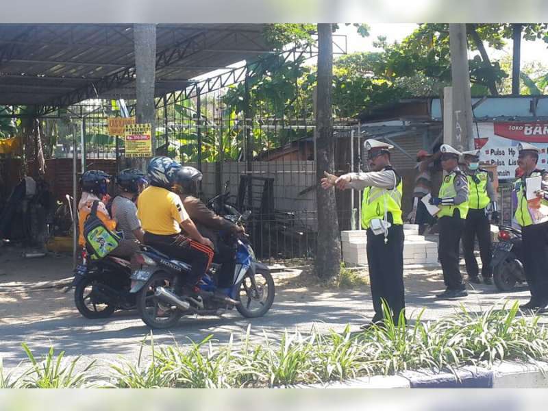 Sat Lantas Polres Bojonegoro Kembali Tindak 203 Pelanggar, Saat Razia di Jalan Veteran