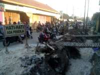 Saluran Air Depan Pasar Tobo Dibangun, Jalan Sering Macet