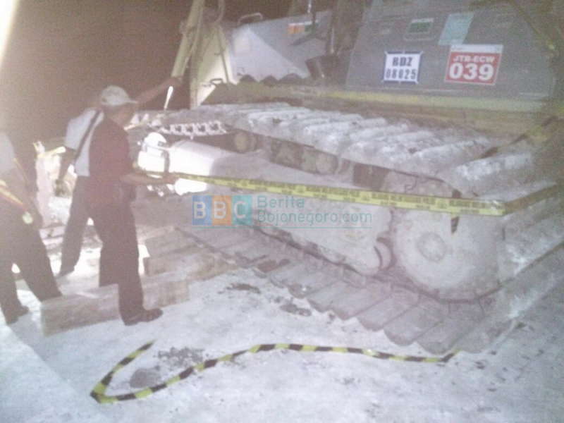 Seorang Pekerja Proyek JTB, di Purwosari Bojonegoro Meninggal Dunia Terlindas Bulldozer