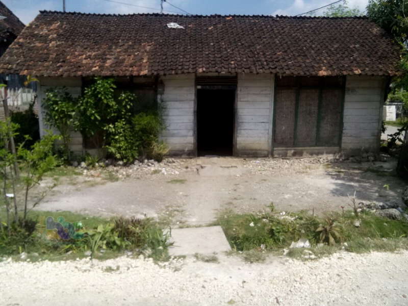 Keluarga Kurang Mampu di Kedungadem Merasa Tidak Diperhatikan Pemerintah