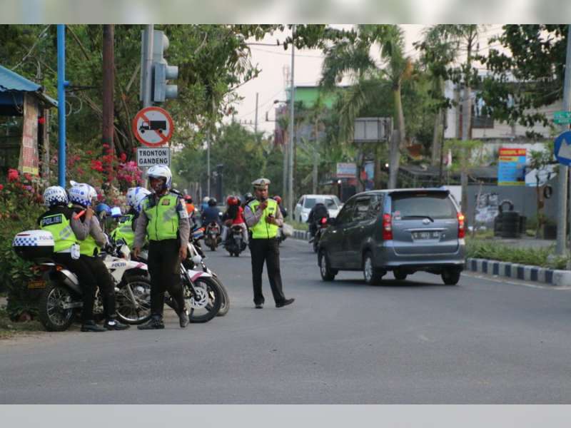 Razia Kendaraan di 2 Tempat, Satlantas Polres Bojonegoro Tindak 42 Pelanggar