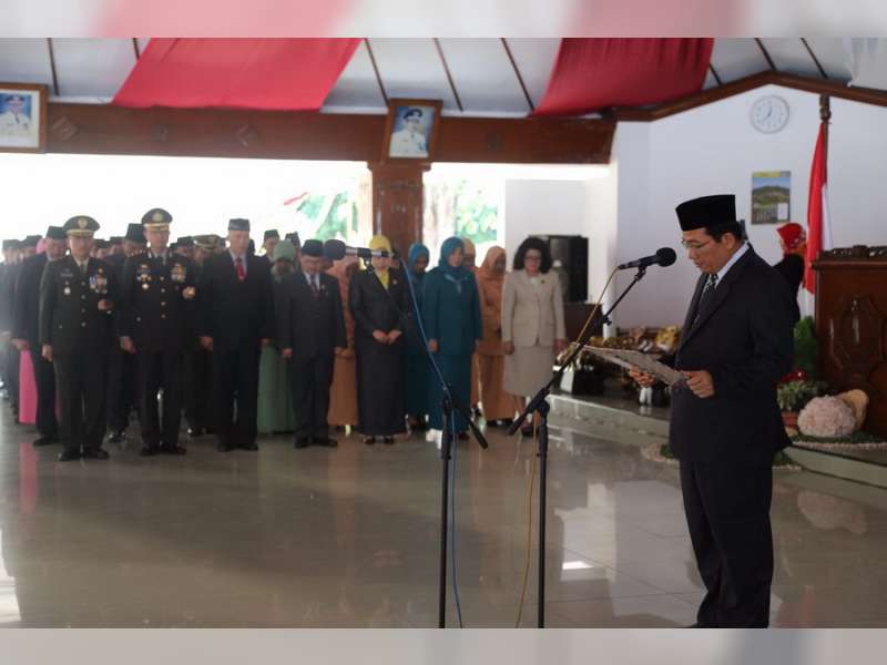 Bupati Bojonegoro Kukuhkan 72 Anggota Paskibraka