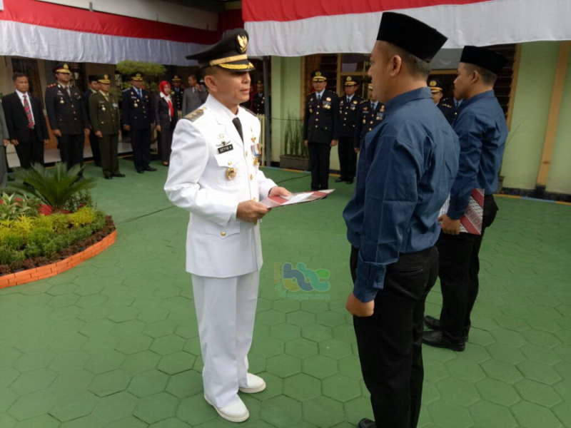 2 Orang Warga Binaan Lembaga Pemasyarakatan Bojonegoro Peroleh Remisi Bebas