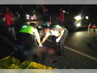 Ambil Lajur Kanan, Honda Vario Tabrak Truk Trailler, Pengendara Vario Meninggal Dunia