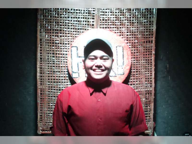 Hobi Bermain Musik,  Bercita-Cita Jadi Anggota Polisi