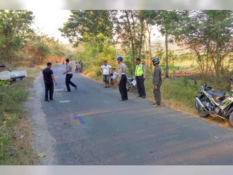 Hindari Lubang, Dua Motor Terlibat Kecelakaan di Kedewan, Tiga Orang Luka-Luka