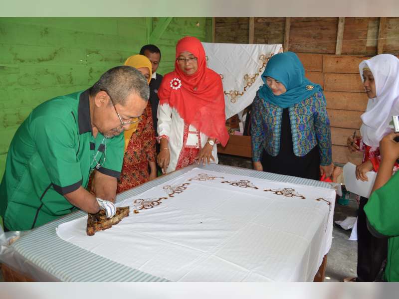 Difabel Blora Antusias Ikuti Pelatihan Membatik