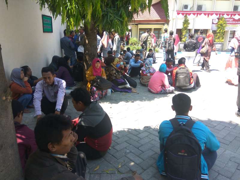 Hari Ini 1500 Orang Gruduk Pengadilan Negeri Bojonegoro untuk Ambil Suket
