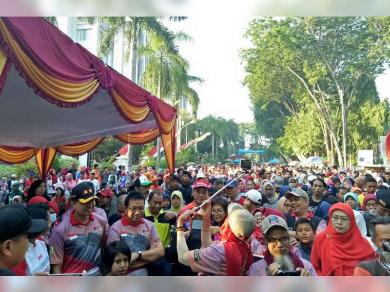 Bupati Bojonegoro, Lepas Jalan Sehat Guyubers 81