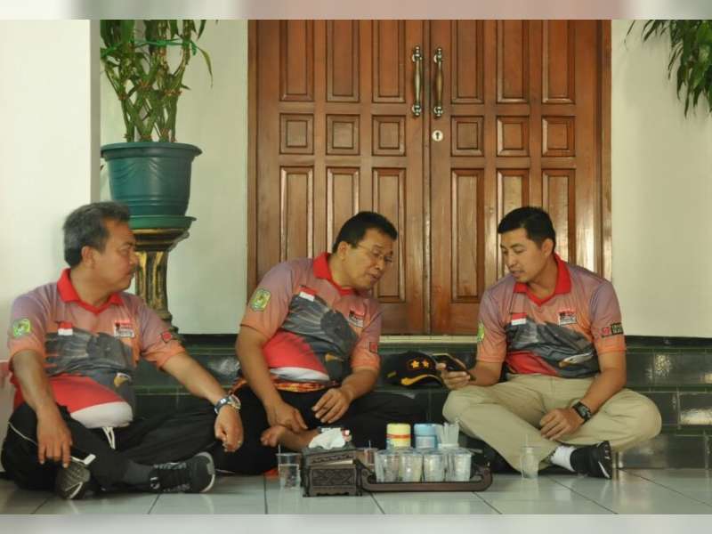 Kapolres Ngobrol Santai dengan Bupati