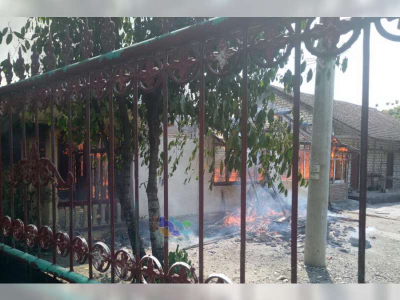 Si Jago Merah Lahap Rumah Warga Gayam, Kerugian Diperkirakan Capai 100 Juta