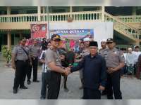 Polres Bojonegoro Bagikan 1280 Kupon Daging Kurban