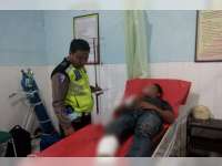 Diduga Mengantuk, Motor Tabrak Tronton di Margomulyo, Pengendara Motor Luka-Luka