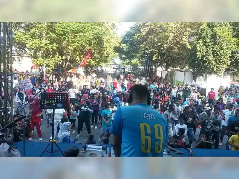 Warga Ngroworejo Adakan Jalan Sehat Peringati HUT RI ke 72
