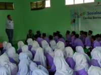 RTIK dan EMCL Sebar Semangat Perang Anti Hoax pada Pelajar MA Islahiyah Kalitidu