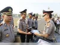 Kapolres Bojonegoro Terima Penghargaan Dari Baharkam Polri