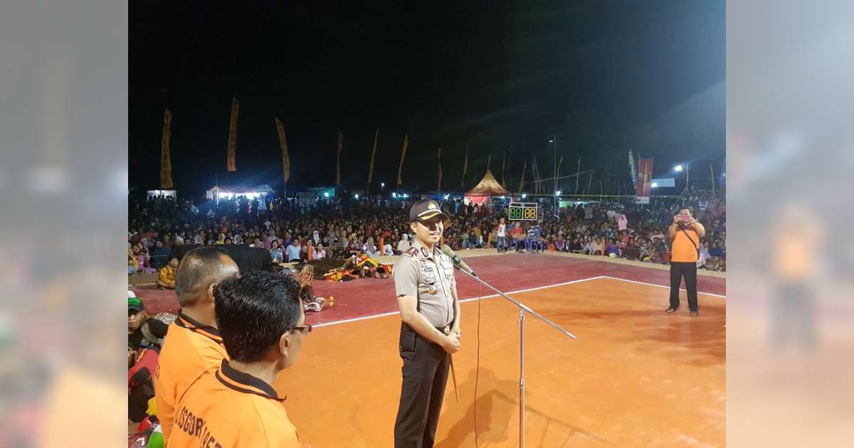 Kapolres Bojonegoro Buka Turnamen Bola Voli Sidobandung 