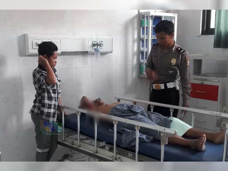 Akibat Ban Kempes, Pemotor di Ngraho Tabrak Rel Besi Pagar Pembatas Jalan