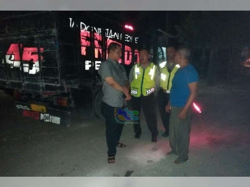 Tabrak Truk Parkir lalu Terjatuh dan Dilindas Truk Boks, Pengendara Motor Meninggal Dunia