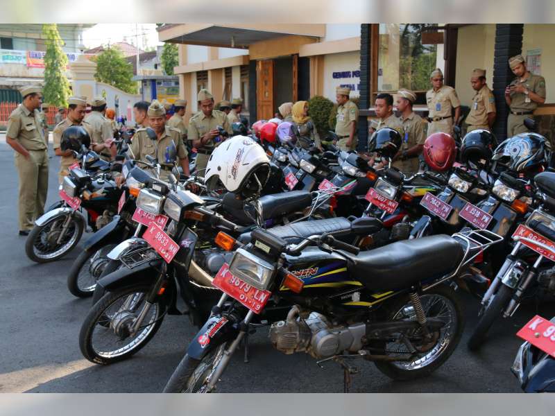 Pastikan Ketertiban Bayar Pajak Motor Dinas, Sekda Blora Lakukan Pengecekan