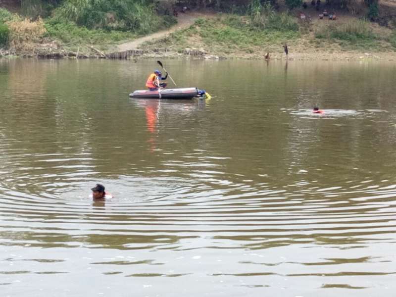 Hingga Malam ini Remaja Asal Padangan Korban Tenggelam di Bengawan Solo Belum Ditemukan
