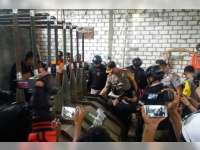 Kapolres Datangi TKP Sekaligus Rilis Ungkap Kasus Produsen Miras 66,6 Kilo Liter