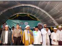 Hadiri Solawat Bersama di Balen, Kapolres Imbau Warga Tak Ikut Aksi 299