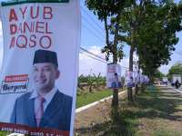Calon Bupati Gencar Pasang Banner dan Baliho di Tepi Jalan