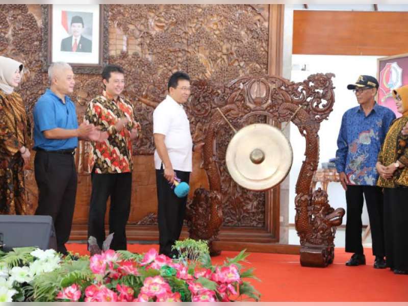 Bupati Suyoto Buka Festival Paduan Suara Bersatu Melangkah Maju