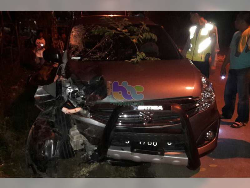 Seorang Pelajar Pengendara Scoopy Tewas Ditabrak Ertiga