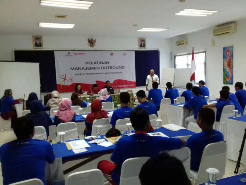 EMCL Berasama FPKT Gelar Pelatihan Manajemen Outbound