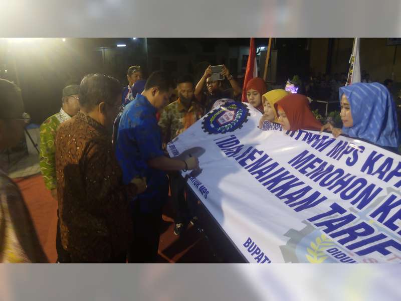 Pengusaha Sigaret Kretek Tangan Minta Pemerintah Tak Naikkan Tarif Cukai Rokok