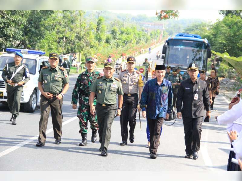TMMD 100 di Margomulyo Selesai, Dihadiri Pangdam Brawijaya