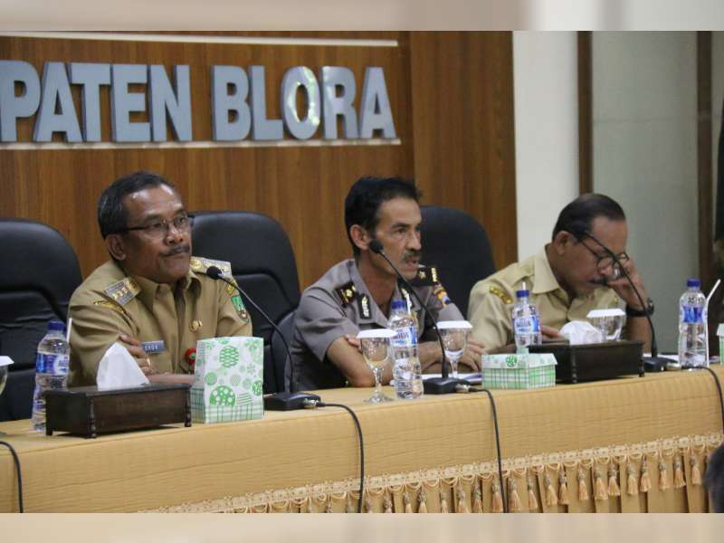 Bupati Tegaskan Tidak Boleh Jual Pupuk Paketan Subsidi dan Nonsubsidi