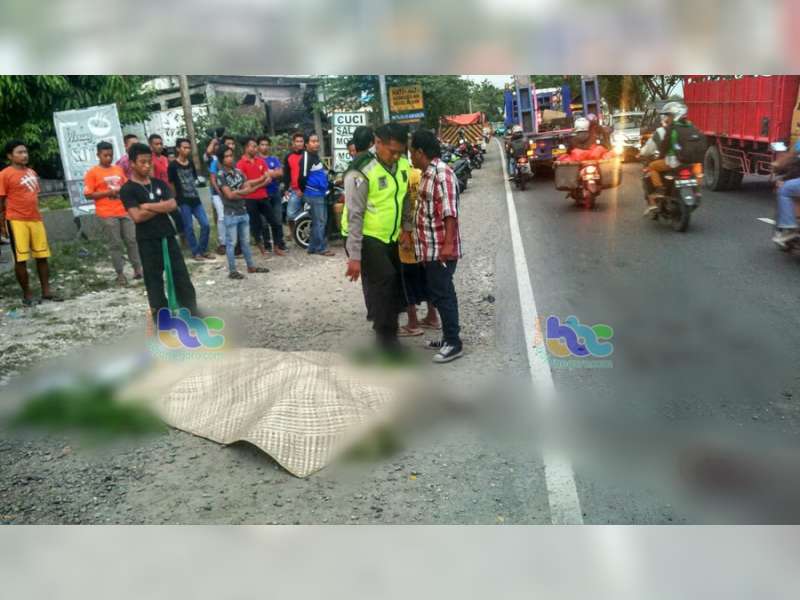 Pengendara Motor di Sumberrejo, Tewas Terlindas Truk