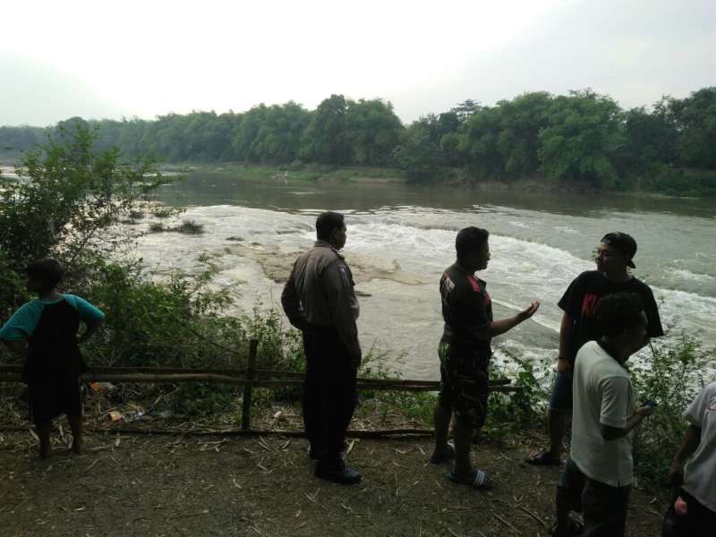 Warga Ngraho Korban Tenggelam di Bengawan Solo Belum Ditemukan