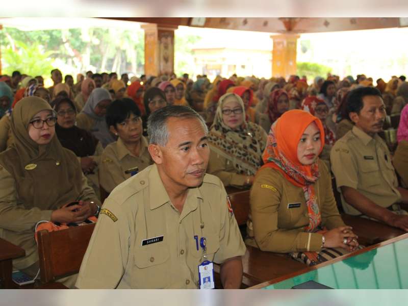 722 PNS Terima SK Kenaikan Pangkat