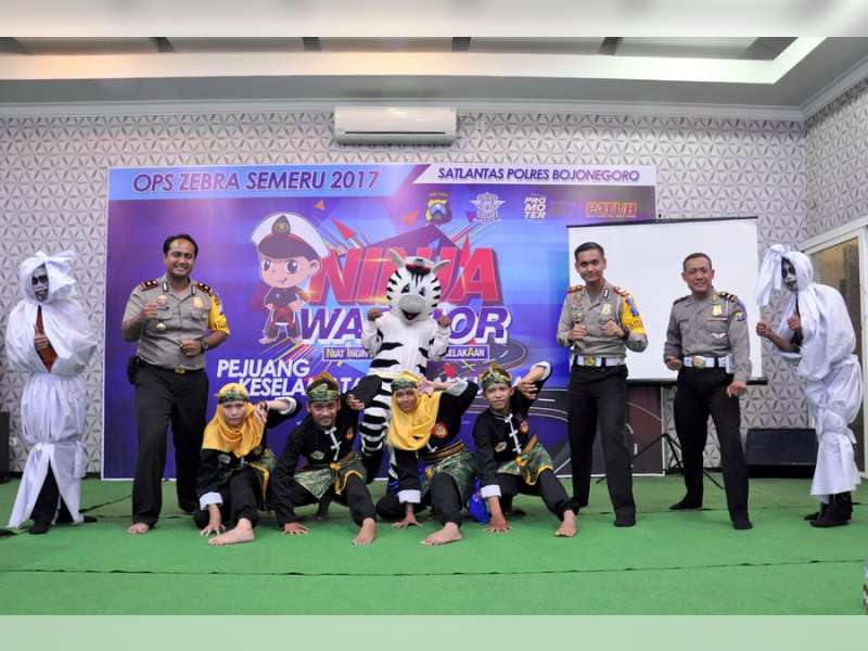 Hari Terakhir Ops Zebra Semeru 2017, Sat Lantas Polres Bojonegoro Bentuk NINJA Warrior