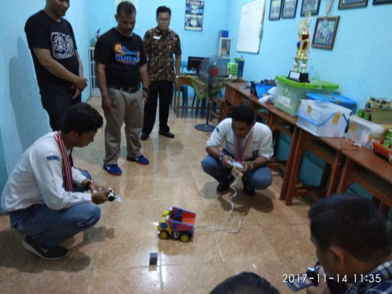 Pelajar SMAN 1 Baureno Raih Prestasi Lomba Robotik di Jepang