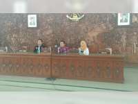 Kang Yoto Hadiri Seminar dan Pelantikan Pengurus LPA Bojonegoro