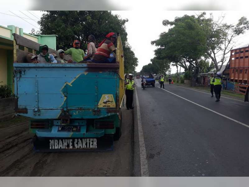 Operasi Kendaraan di Kalitidu, Sat Lantas Polres Bojonegoro Tindak 76 Pelanggar