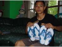 Awalnya Iseng Agar Orang Tak Tertukar Sandal