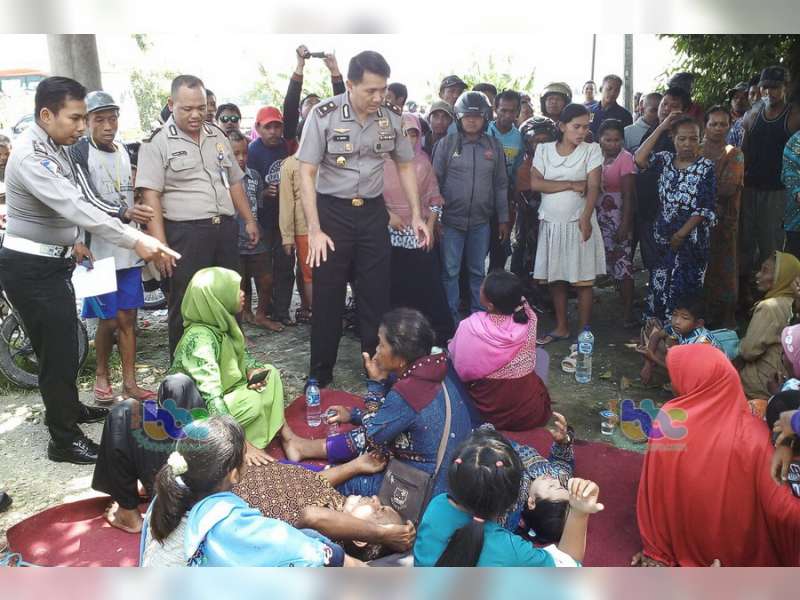 Diduga Pengemudi Mengantuk, Isuzu Elf Terguling, 1 Orang Meninggal Dunia, 18 Luka-Luka